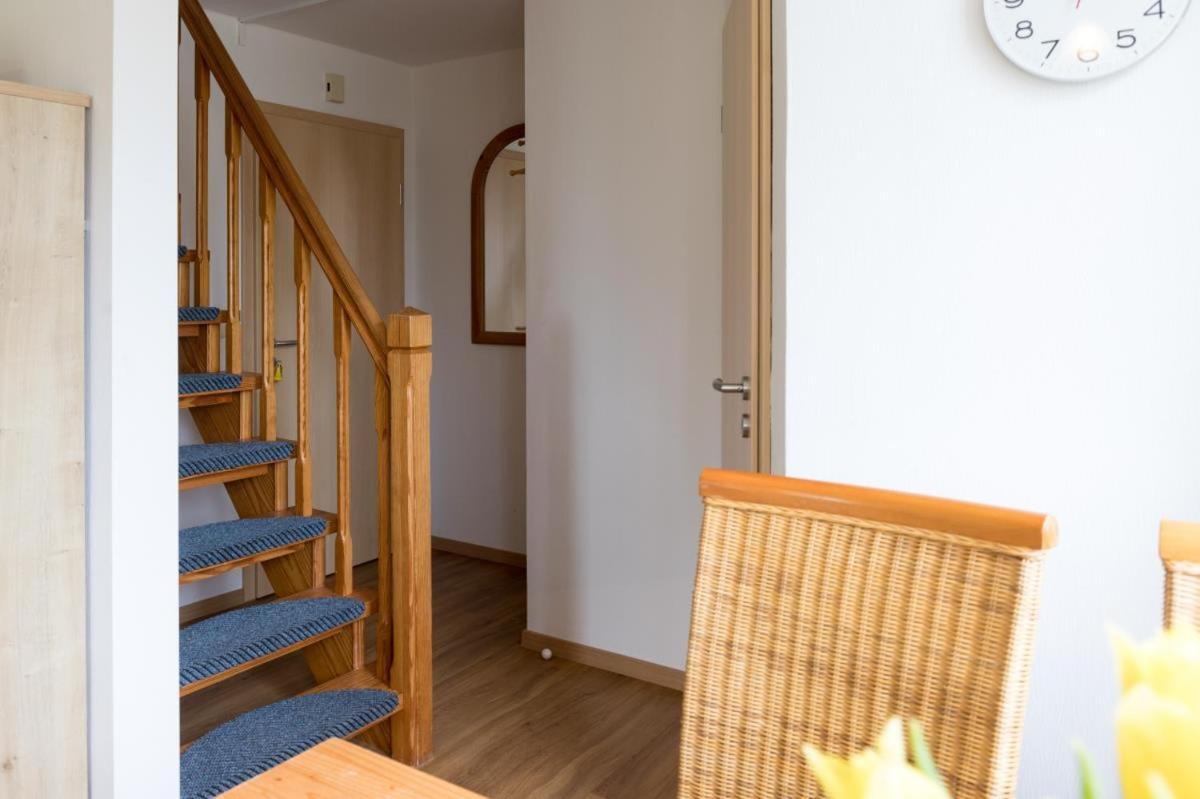 Appartement Friesenhof Janssen - Urlaub Auf Dem Bauernhof à Neuharlingersiel Extérieur photo