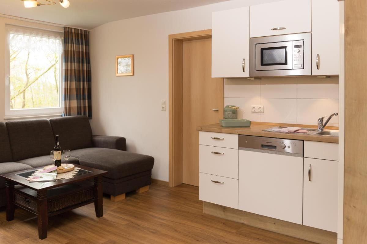 Appartement Friesenhof Janssen - Urlaub Auf Dem Bauernhof à Neuharlingersiel Extérieur photo