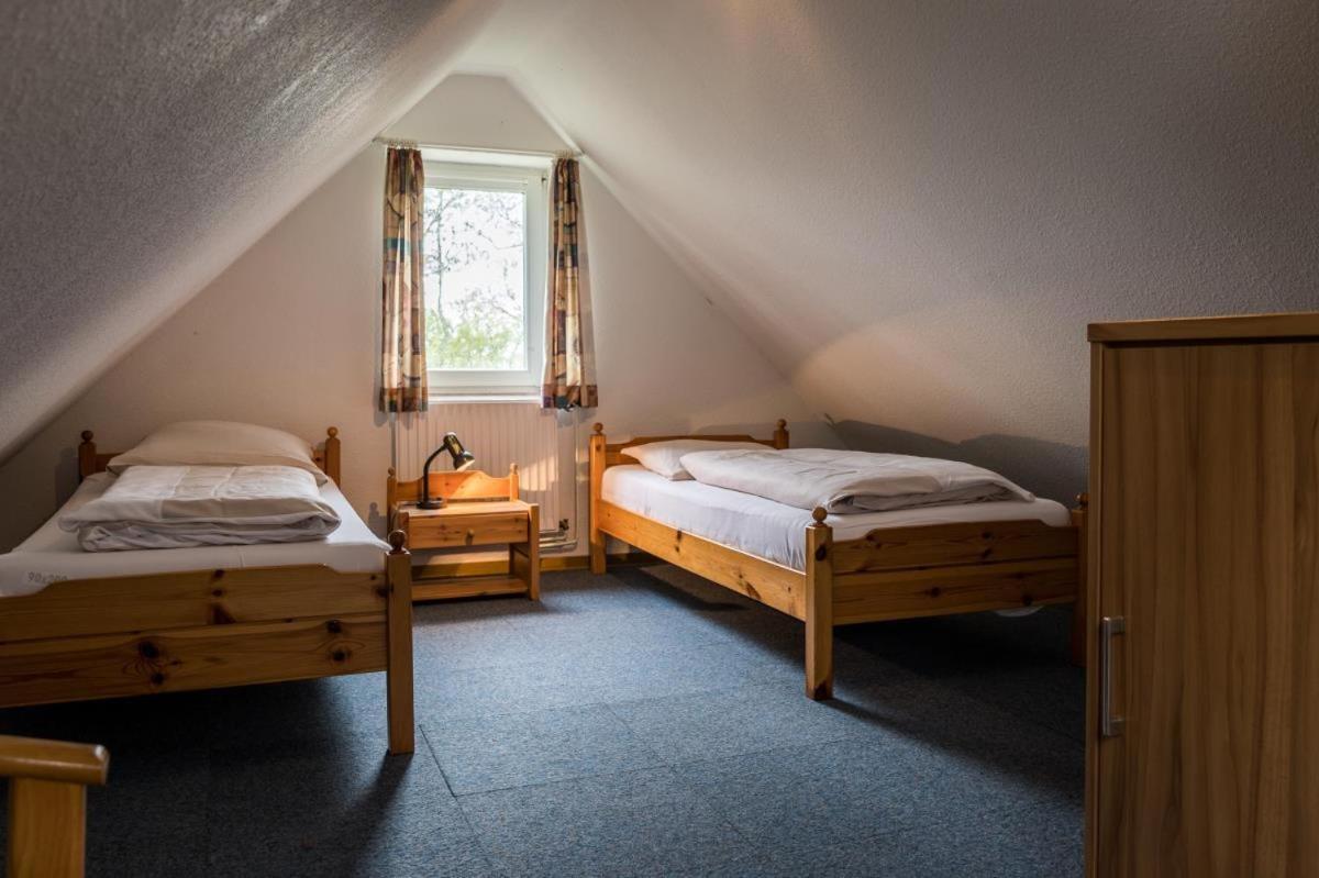 Appartement Friesenhof Janssen - Urlaub Auf Dem Bauernhof à Neuharlingersiel Extérieur photo