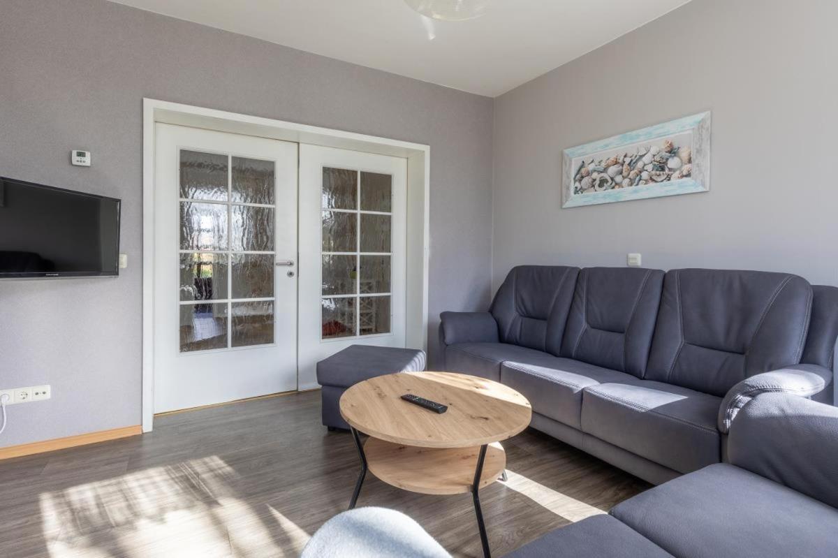 Appartement Friesenhof Janssen - Urlaub Auf Dem Bauernhof à Neuharlingersiel Extérieur photo