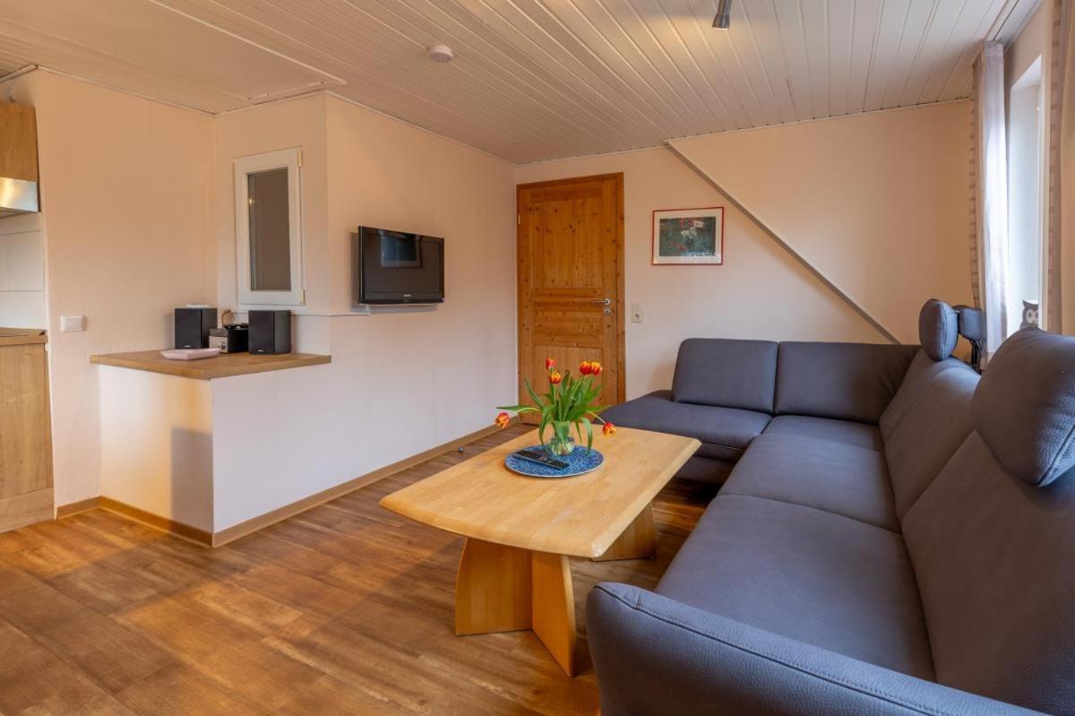 Appartement Friesenhof Janssen - Urlaub Auf Dem Bauernhof à Neuharlingersiel Extérieur photo