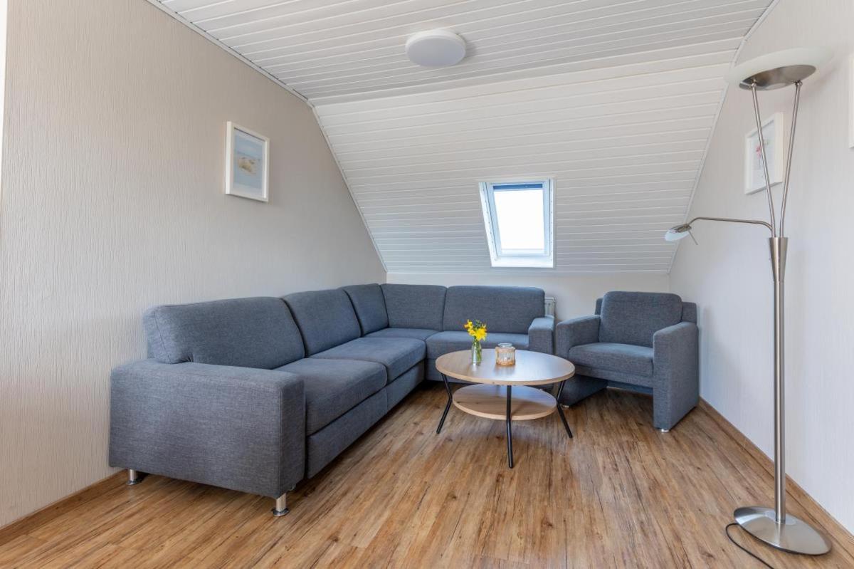 Appartement Friesenhof Janssen - Urlaub Auf Dem Bauernhof à Neuharlingersiel Extérieur photo